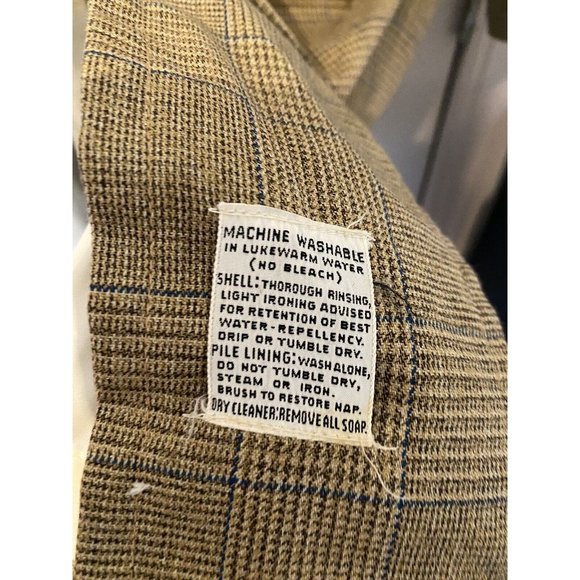 Tan Plaid Men's 40 or Large Vintage Overcoat Trench Coat Zip Out Lining - Picture 7 of 8